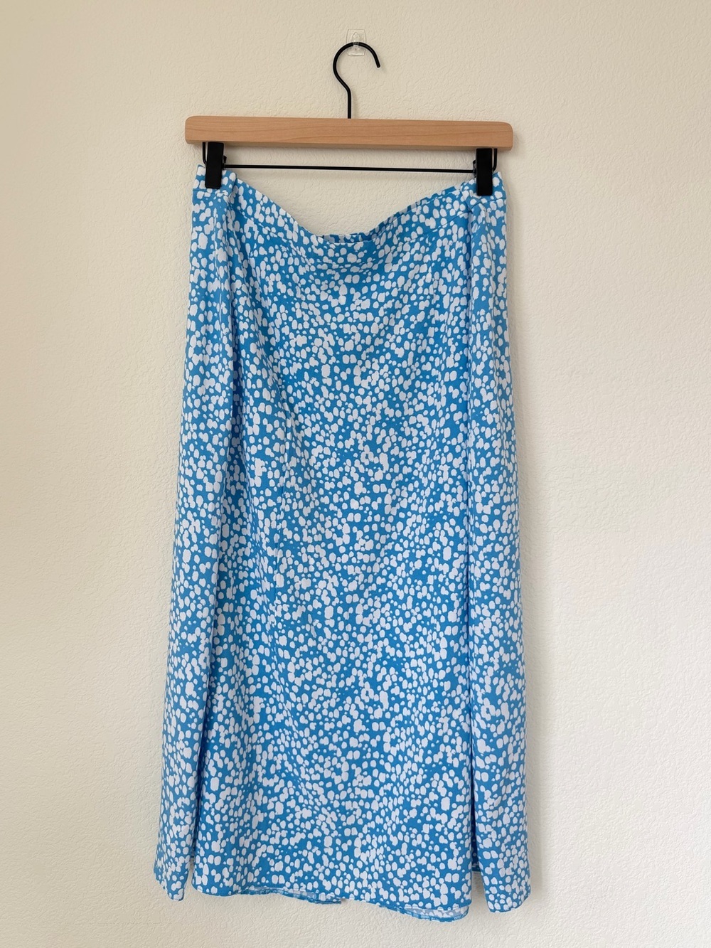 Primark Cares Blue and White A-Line Midi Skirt. Size 14. 100% Viscose - Picture 3 of 8